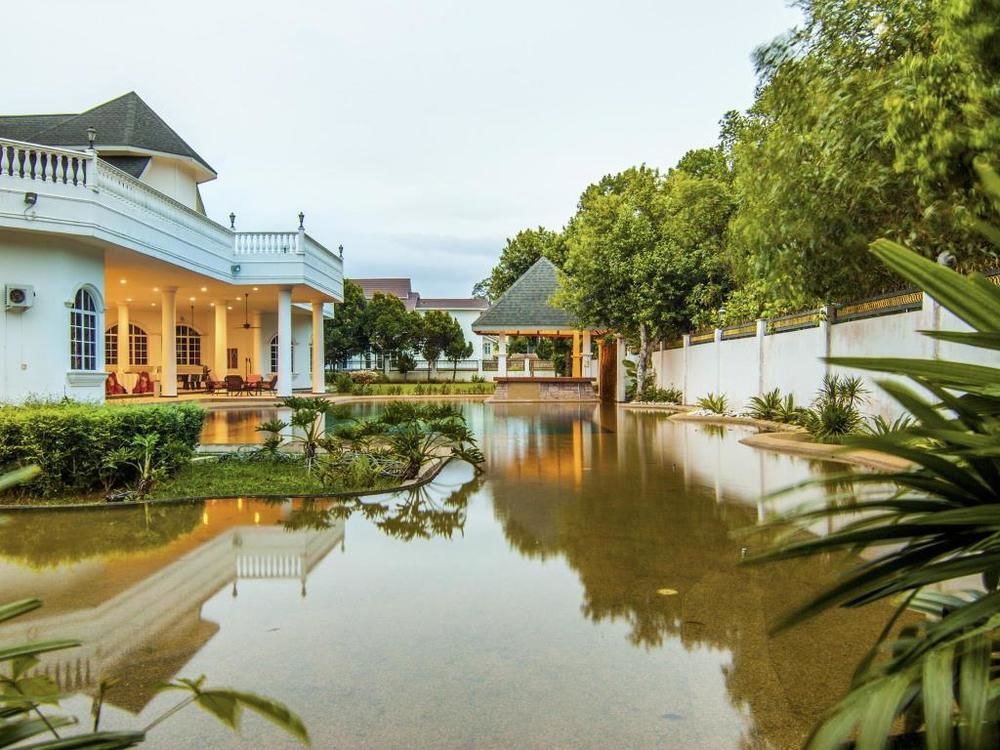Hôtel The Kahaani à Ayer Keroh Extérieur photo